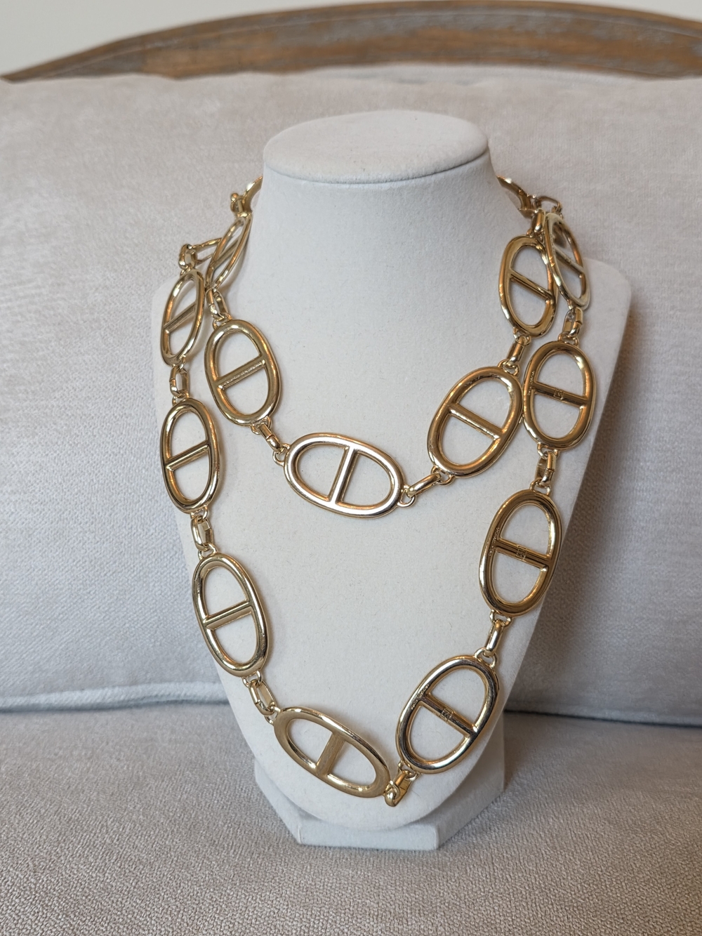 Michael Kors Gold Tone Logo Link Necklace Statement Chain - Long - Picture 2 of 5